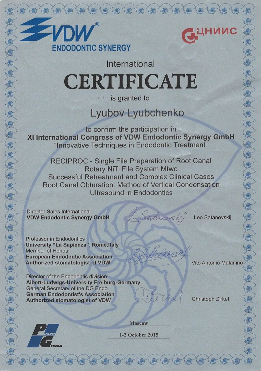 2015 XI International Congress of VDW Endodontic Synergy GmbH - Innovative Techniques in Endodontic Treatment